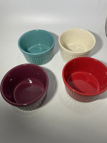 The Pioneer Woman Flea Market 4 Piece Ramekin with Cow Creamer - Picture 5 of 5