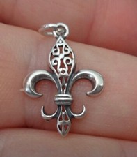 14x19mm Pretty Cutout Fleur de Lis Sterling Silver Charm Pendant