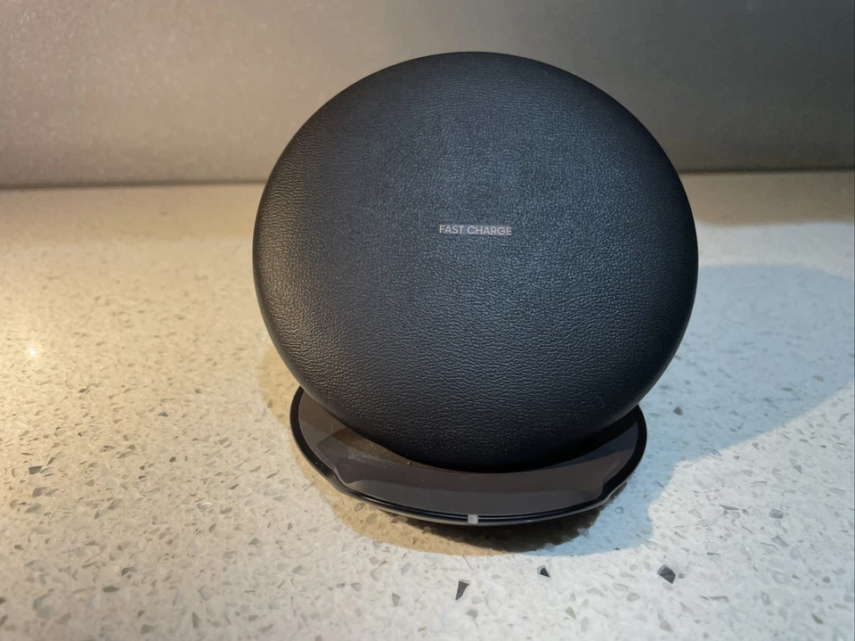 Подлинное быстрое беспроводное зарядное устройство Samsung Qi EP-PG950 для Galaxy S8 S9 S10 S20 S23 - Изображение 4 из 4