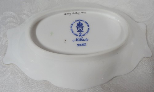 1976 ROYAL CROWN DERBY artist BETTY BAILEY-1977 signed SILVER TRAY - MINT - Picture 6 of 8