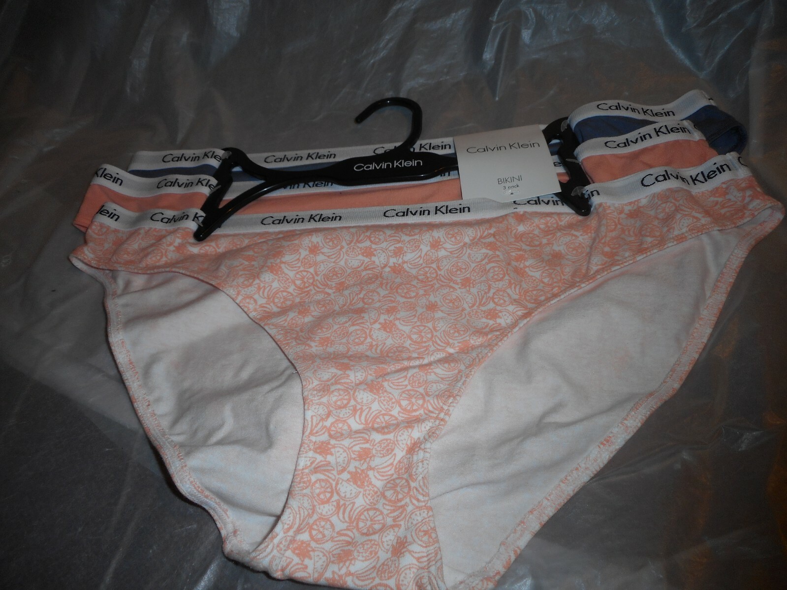 Picture 1 of 8