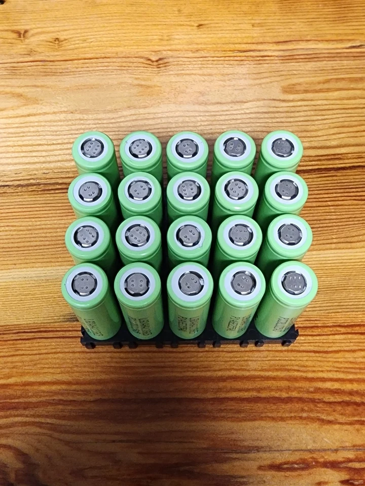 Paquete de 20 baterías recargables LG ICR 1300mAh 3.7V Hi-Drain 15A tapa plana de iones de litio Foto 3 de 4