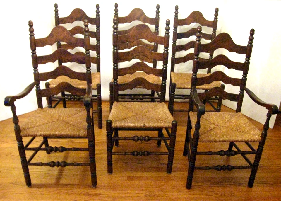 Juego c1950: sillas de comedor con respaldo de escalera de campo francés de arce, asientos apresurados - 4 lados, 2 brazos Foto 2 de 4