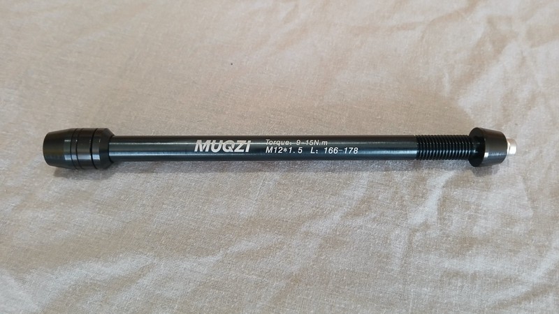 Muqzi Universal Trainer Thru Axle, 12mm