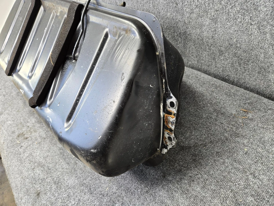 MONTAJE DEPÓSITO GAS COMBUSTIBLE MERCEDES W126 560SEL 420SEL OEM Foto 2 de 4