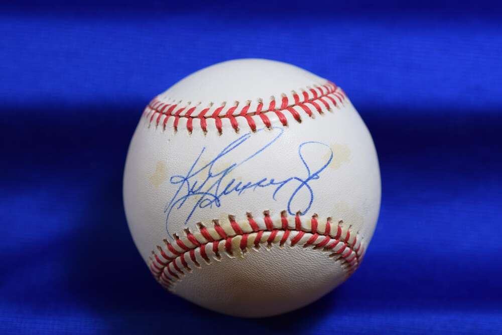 Ken Griffey Jr PSA DNA Autograph American League Signed Baseball 1