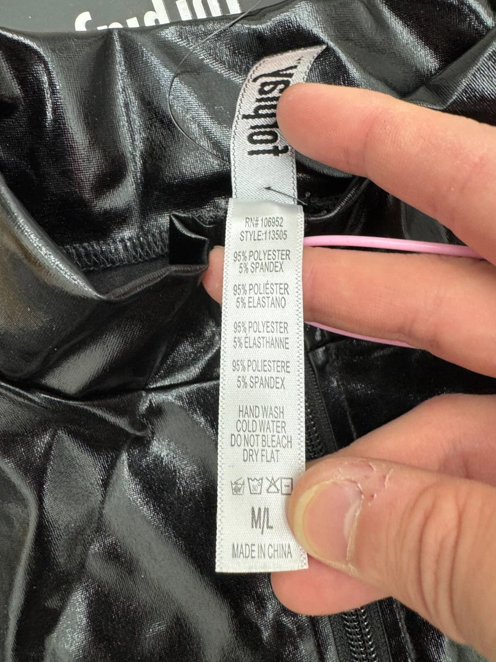 Mono pantalón Forplay imitación cuero manga larga para mujer talla mediana Foto 3 de 4