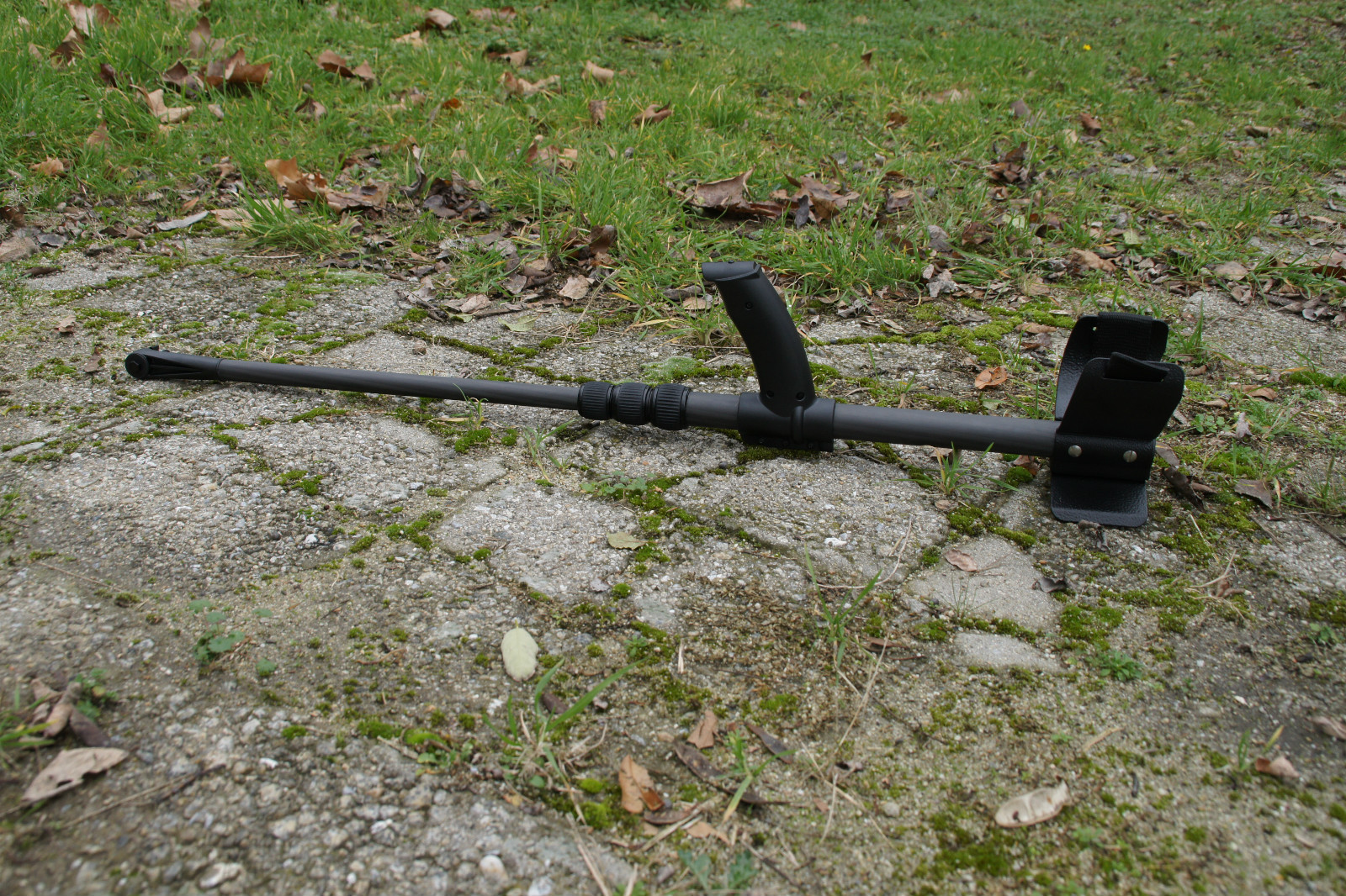 New Universal Golden Mask Telescopic Handle - Picture 7 of 8