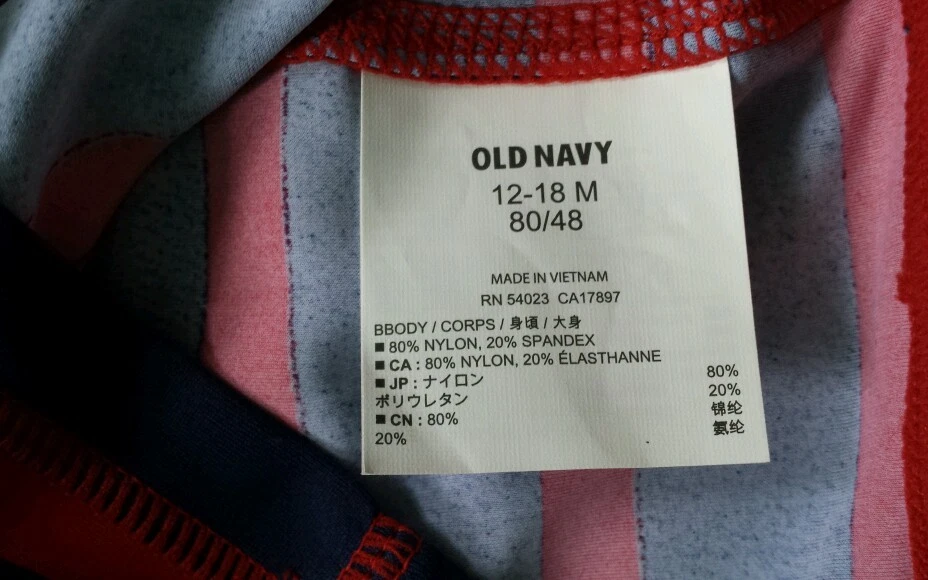 Camisa de baño Old Navy Boy Rash Guard azul marino y rojo a rayas 12-18 meses nueva con etiquetas Foto 3 de 4