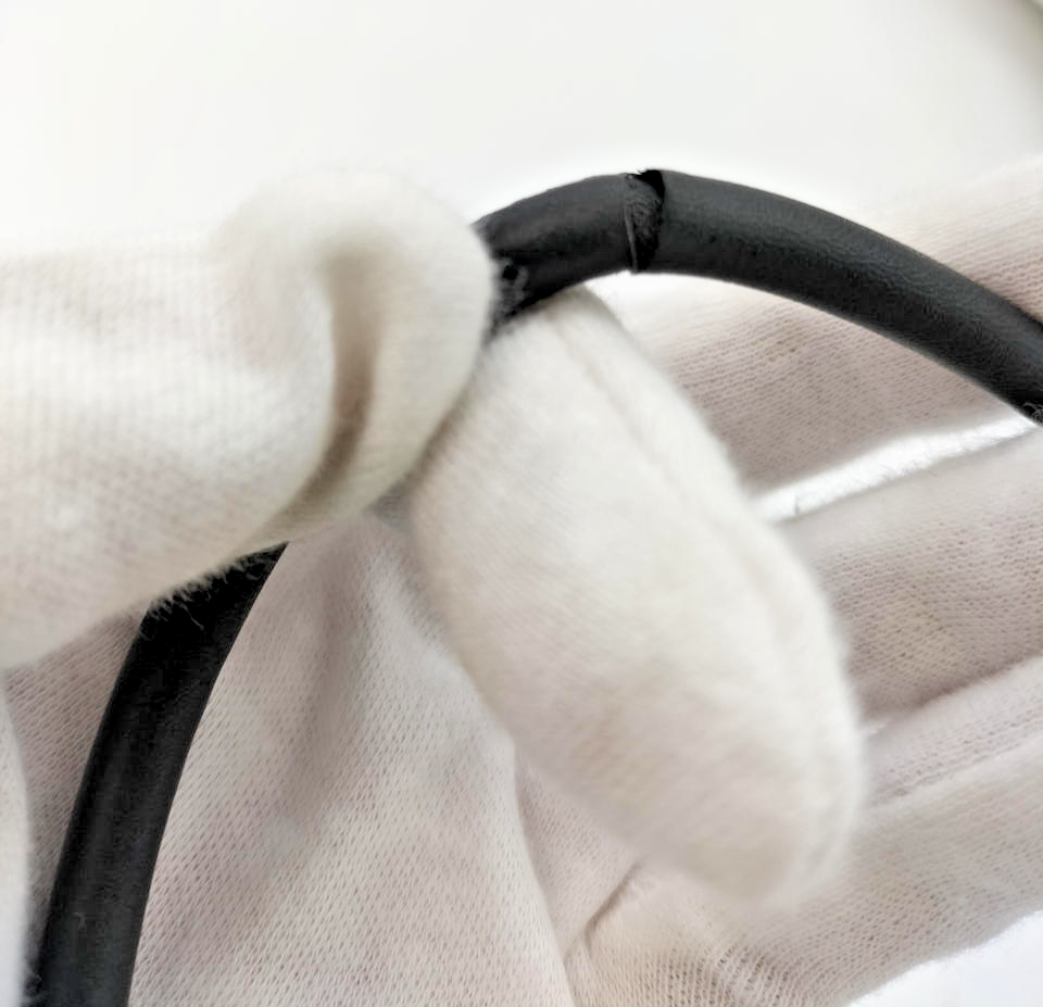 Borsa a tracolla Saint Laurent Paris logo tela pelle avorio usata