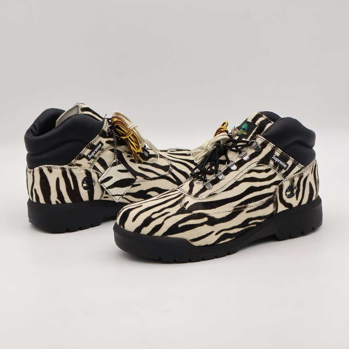 TB0A6EUNEMZ Supreme Timberland Field Boot Zebra FW24 Week13 TB0A6EUNEMZ Supreme Timberland Field Boot Zebra FW24 Week13