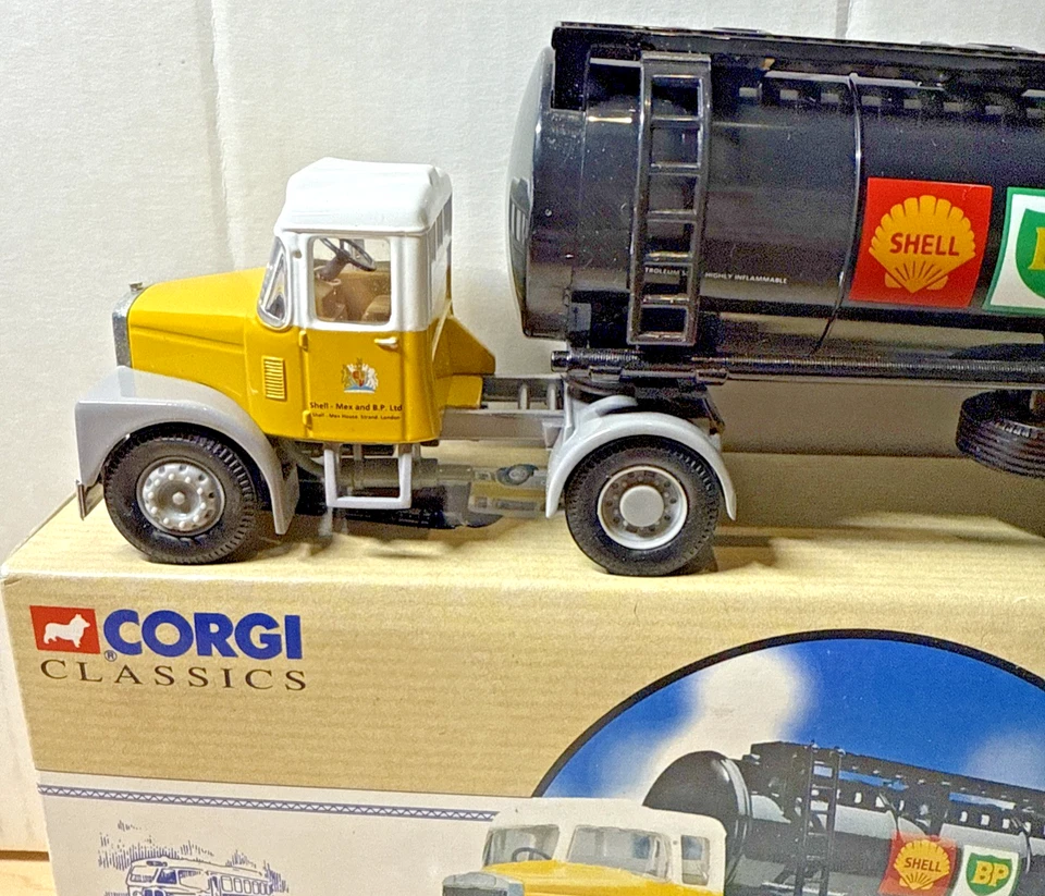 Corgi Classics #97840 Scammell Highwayman Tanker Shell Mex/BP - Image 3 of 4