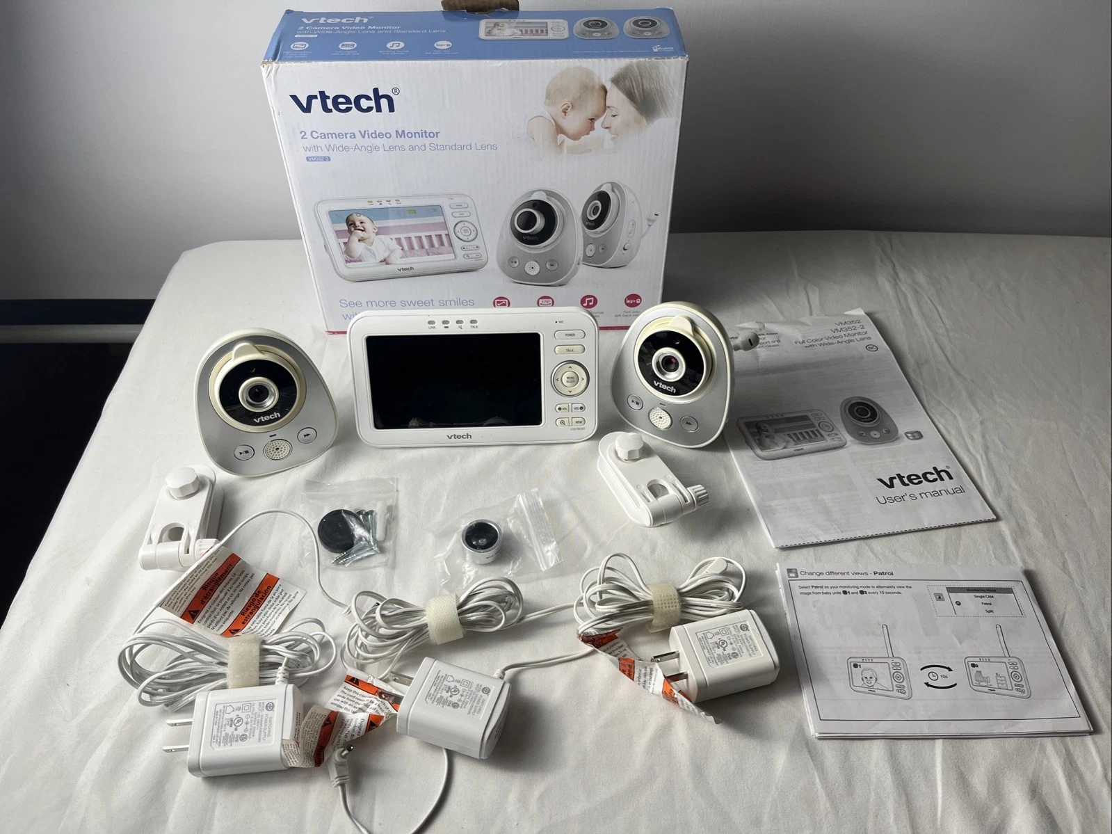 VTech VM352-2 5" Video Monitor w/ 2 Cameras Wide-Angle Lens and Standard Lens