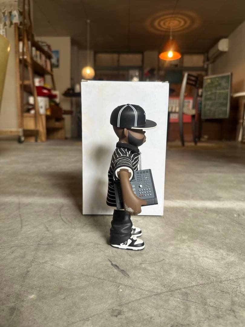 J Dilla Figure Toy Donuts Edition Pay Jay Stussy Stones Throw Used