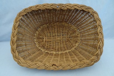 Vintage Cottagecore Woven Wicker Basket Braided Rim 17.5 x 13 x 5.25 inches