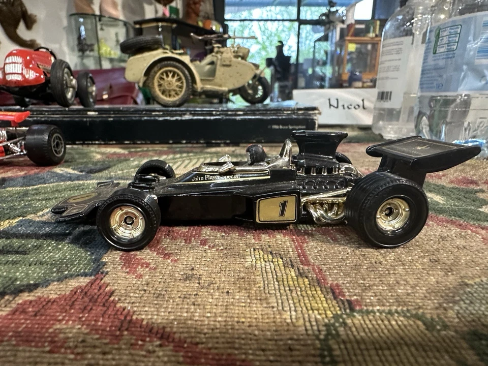 Auto da corsa vintage anni 70 Corgi 154 Lotus F1 - Immagine 2 di 4