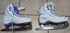 Riedell Model Soar Womens Figure Skates Size 7 Soft Beginner Purple White *240MM