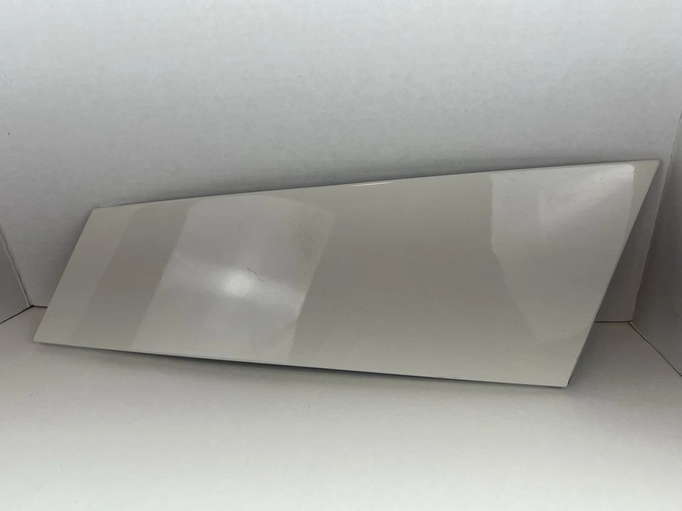 08-12 OEM Buick Enclave blanco perla ventana trasera izquierda derecha moldura de plástico Foto 2 de 4