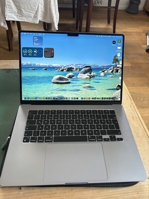 Apple MacBook Air 2023 - M2 - 256GB SSD - 16GB RAM - 15,3 Zoll