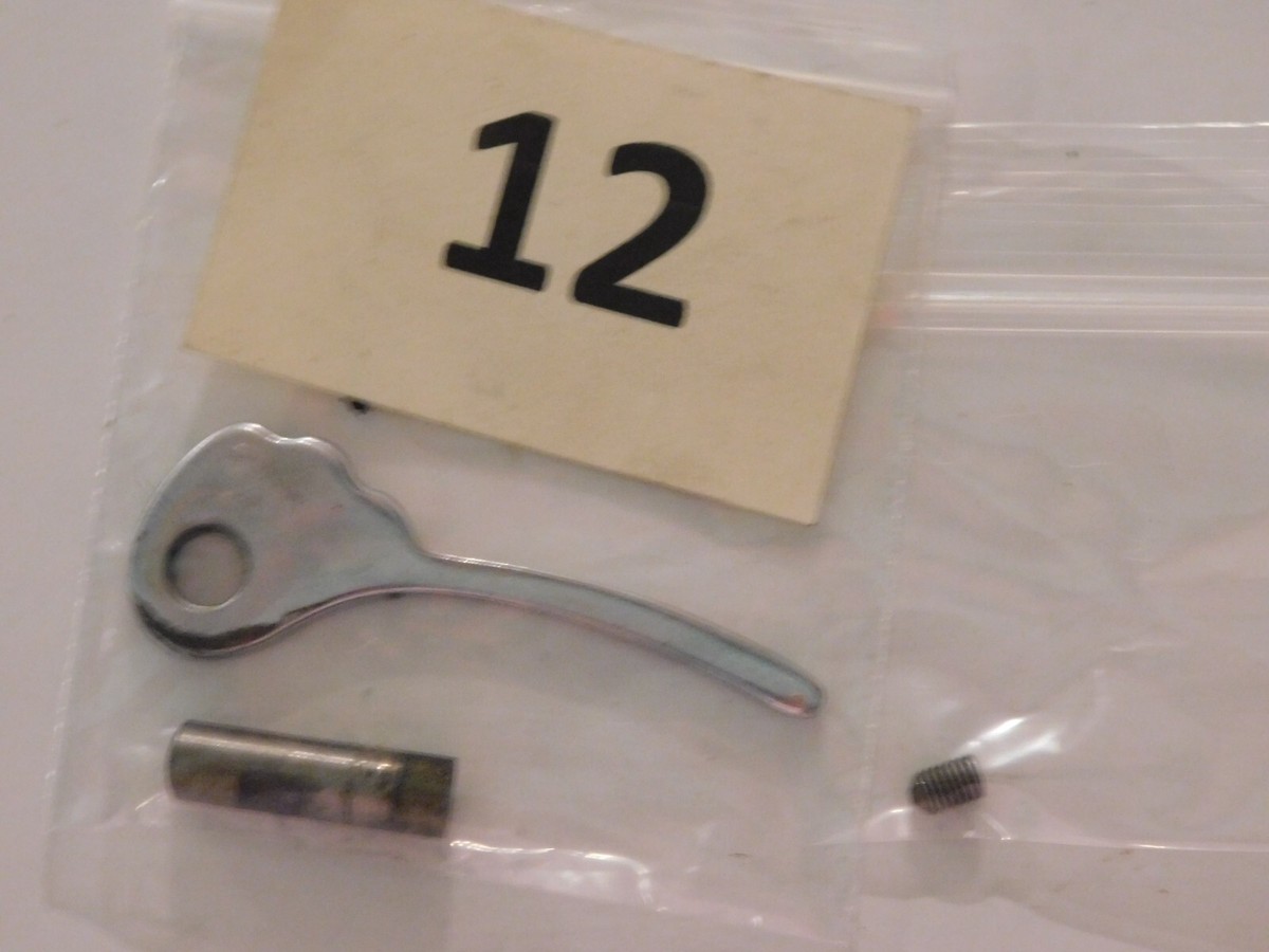 T4B Remington Deluxe Zig Zag C58 Sewing Machine 22543 PARTS