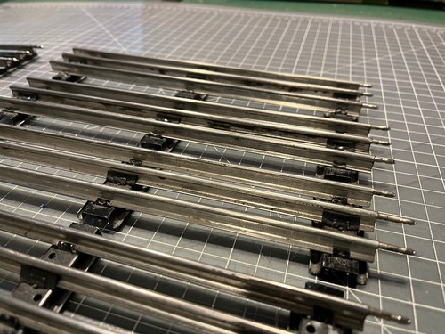 Lionel Train O Scale 10 STRAIGHT 10" Tubular Track Pieces High Profile Lot H - 第 13/19 張圖片