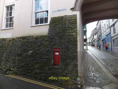Photo 6x4 Victorian postbox, South Street, Totnes This wallbox is close t c2013