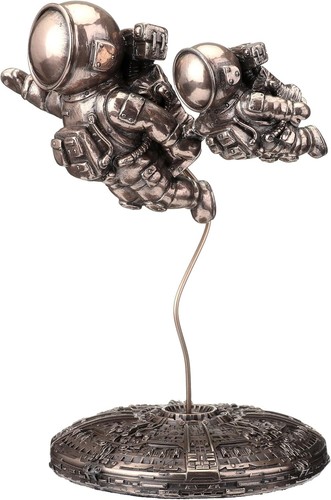 Impresionante astronauta diseño veronés trae a tu hijo al espacio día escultura - Imagen 2 de 9