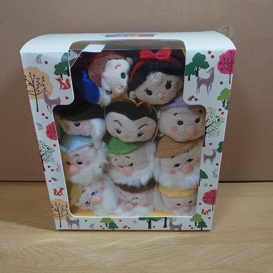 Disney Store TSUM TSUM Snow White and the Seven Dwarfs Plush