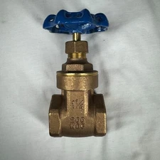 American Valve 1 1/4" Gate Valve 200 WOG  125 S Threaded NOS