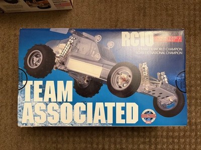 Team Associated RC10CC (RC10) Classic Clear Buggy Edition Kit 6004