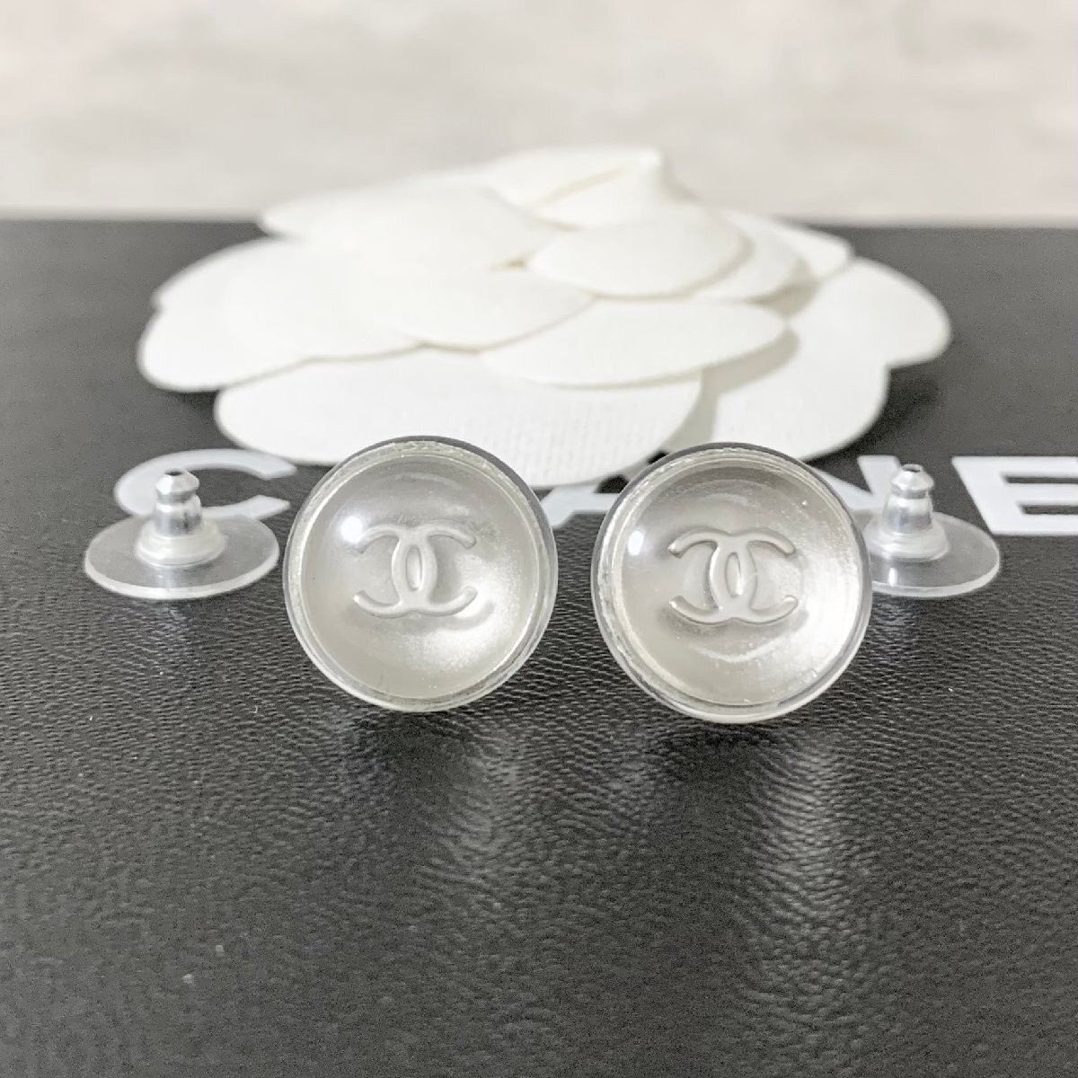 CHANEL earrings cuff clear silver color round shape brand logo woman accessory