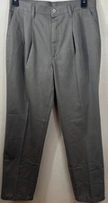 Wrangler Riata Gray size 32x32 Pleated Front Dress Slacks