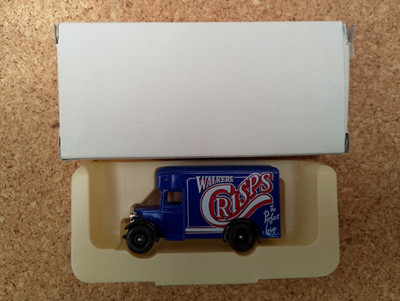 Lledo Werbemodelle Gehhilfen Chips LKW
