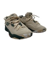 Yonex FusionRev 5 Clay Court Women's Tennis Shoes - Size 8.5 -SAND color/ No Box