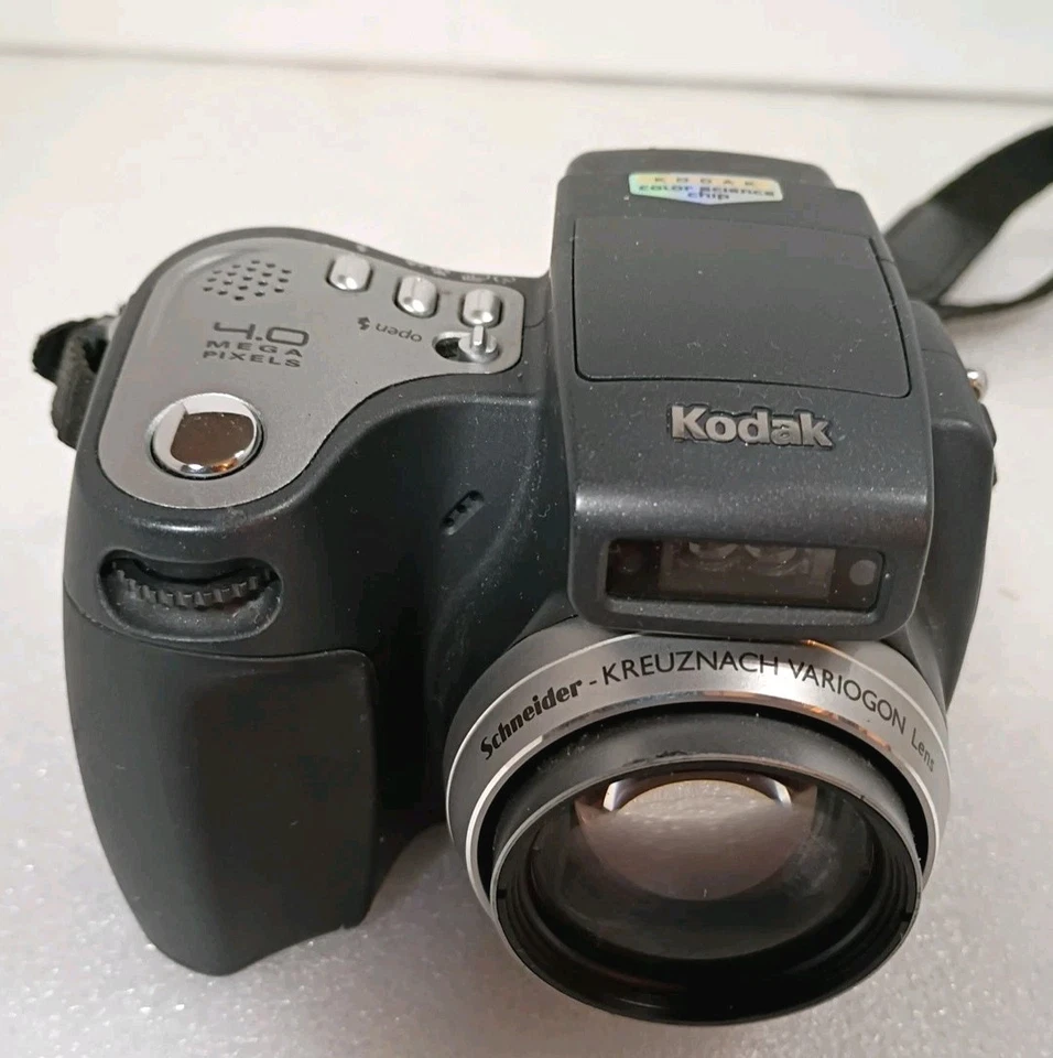 Kodak EasyShare DX6490 4.0MP Digital Camera - Black - Image 3 of 4
