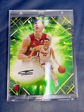 Tyler Herro 2025-26 Fanatics Emanate Signed 8x10 Green SP 42/99 Miami Heat