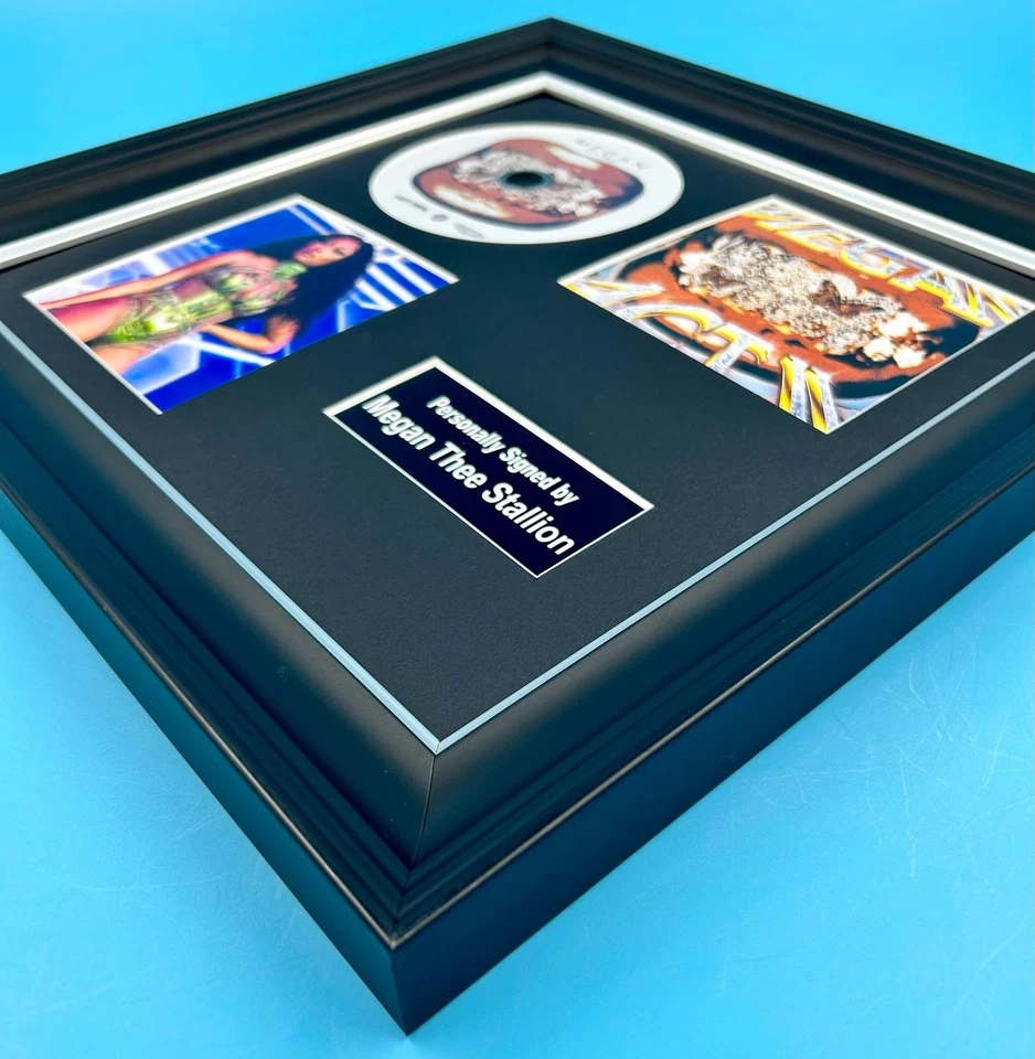 Megan Thee Stallion SIGNED ACT II Luxury Autographed CD Photo Music Display &COA - Image 3 of 4