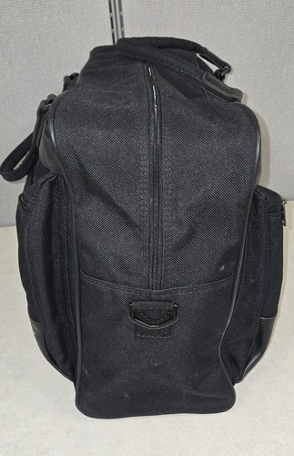 Samsonite 1989 Carry On Overnight Duffle Bag Travel Luggage Black nylon No Strap - Picture 3 of 17