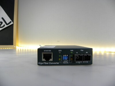 TYCO ELECTRONICS GIGA FIBER CONVERTER 0-1591022-7 PEL-MC-1GB-SMSC-UK #BOX136