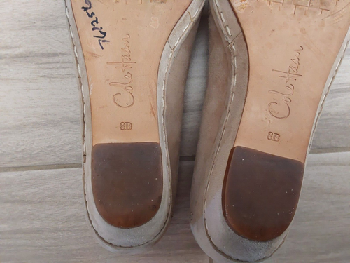 Cole Haan Beige Suede Top Stitched Wedge Slip On Pump. Size 8B - Picture 6 of 8