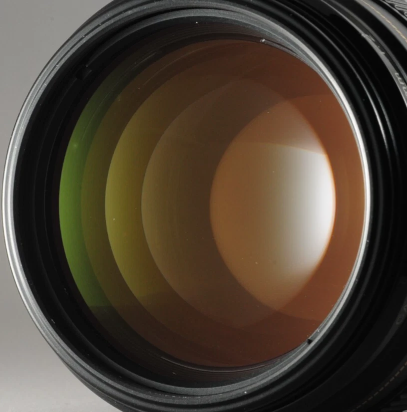 Lente AF retrato negra con tapa #3617 Canon EF 100 mm F/2 USM como nueva 15 % de descuento ahora Foto 3 de 4