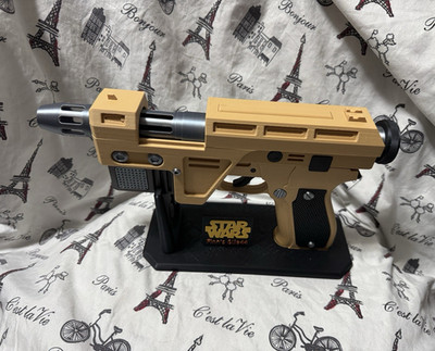 Star Wars Finns Blaster Glie44 with Stand