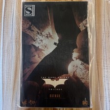 Hot Toys Batman Begins 1 6 Scale Batman Collectible Figure MMS595