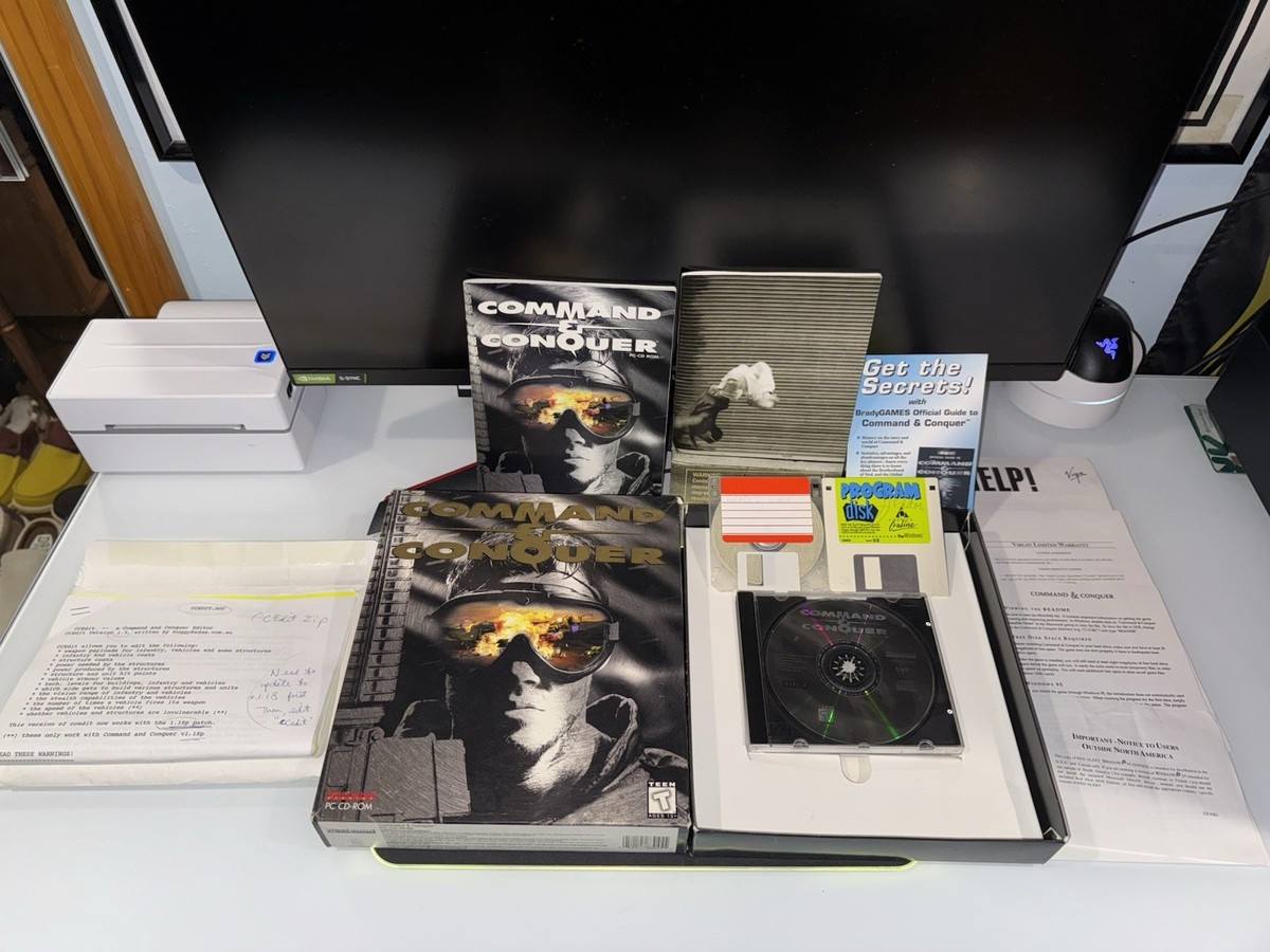 Command & Conquer (PC, 1995) – Big Box Game – CIB + Floppies