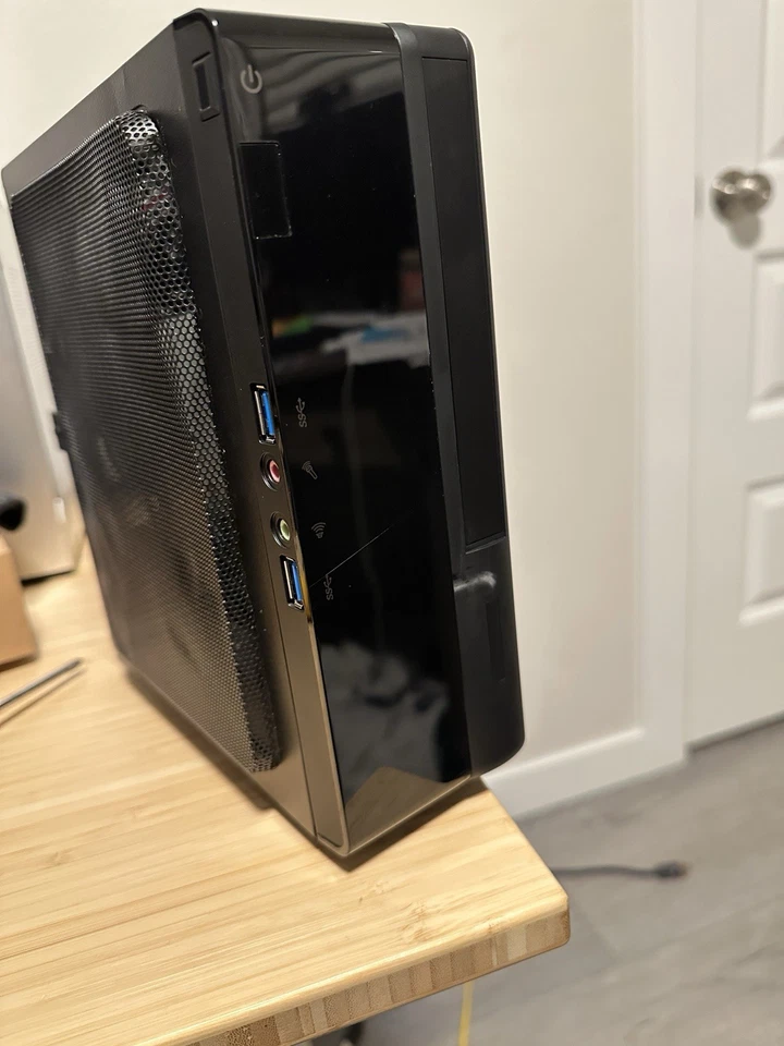 InWin BQ656 Mini-ITX Case with Internal 200W PSU - Image 2 of 4