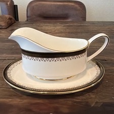 Clarence by ROYAL ALBERT Gravy Boat & Underplate!