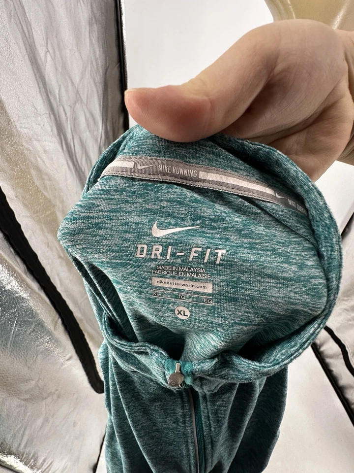 Nike Running XL DriFit Women Element T-Shirt Quarter Zip Long Sleeve Active  J29 - Image 4 of 4