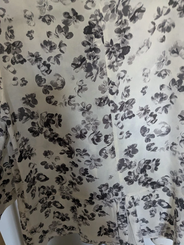 Stunning Max Mara Weekend Silk Chiffon Blouse Shirt Top Bow Neck Grey White M — 第 4/4 张图片