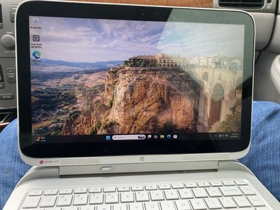 HP Split X2 with detachable  keyboard 13.3in. 500GB, Intel Core i3
