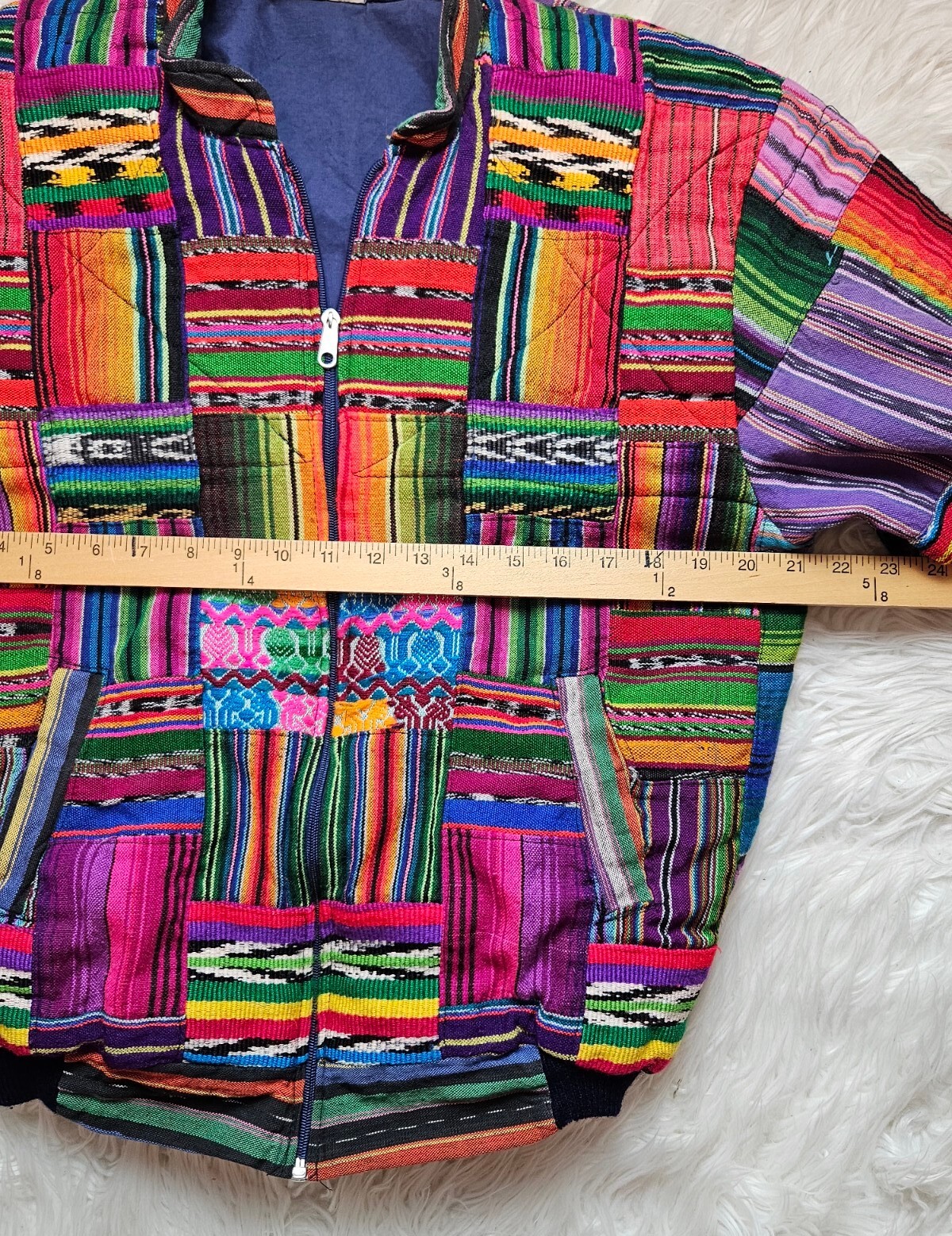 VTG Quilted Coat Patchwork Textile Guatemala Ethn… - image 8